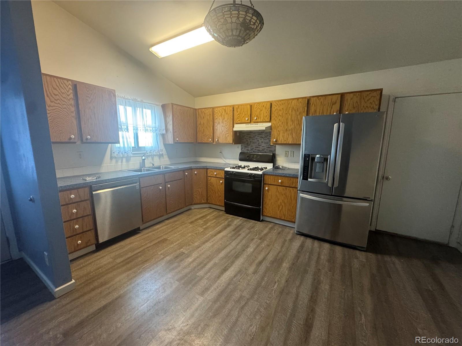 MLS Image #6 for 2437  balsam avenue,greeley, Colorado