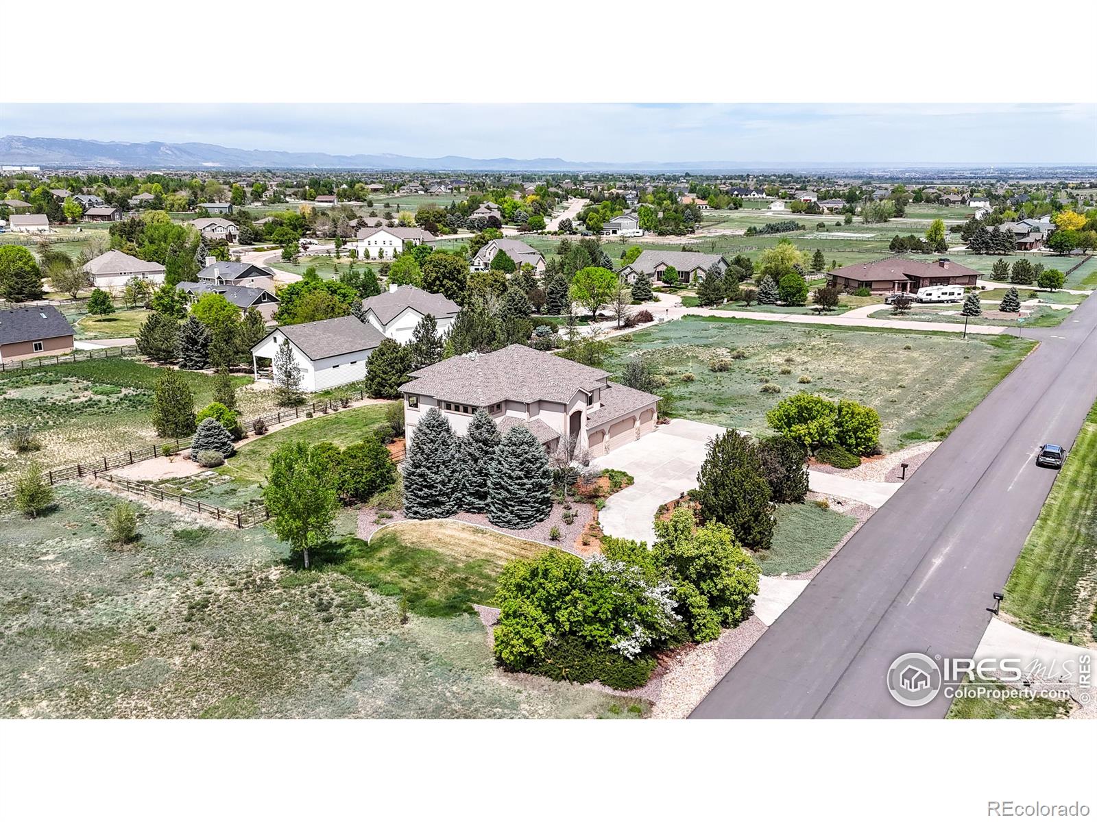 MLS Image #4 for 8881  longs peak circle,windsor, Colorado