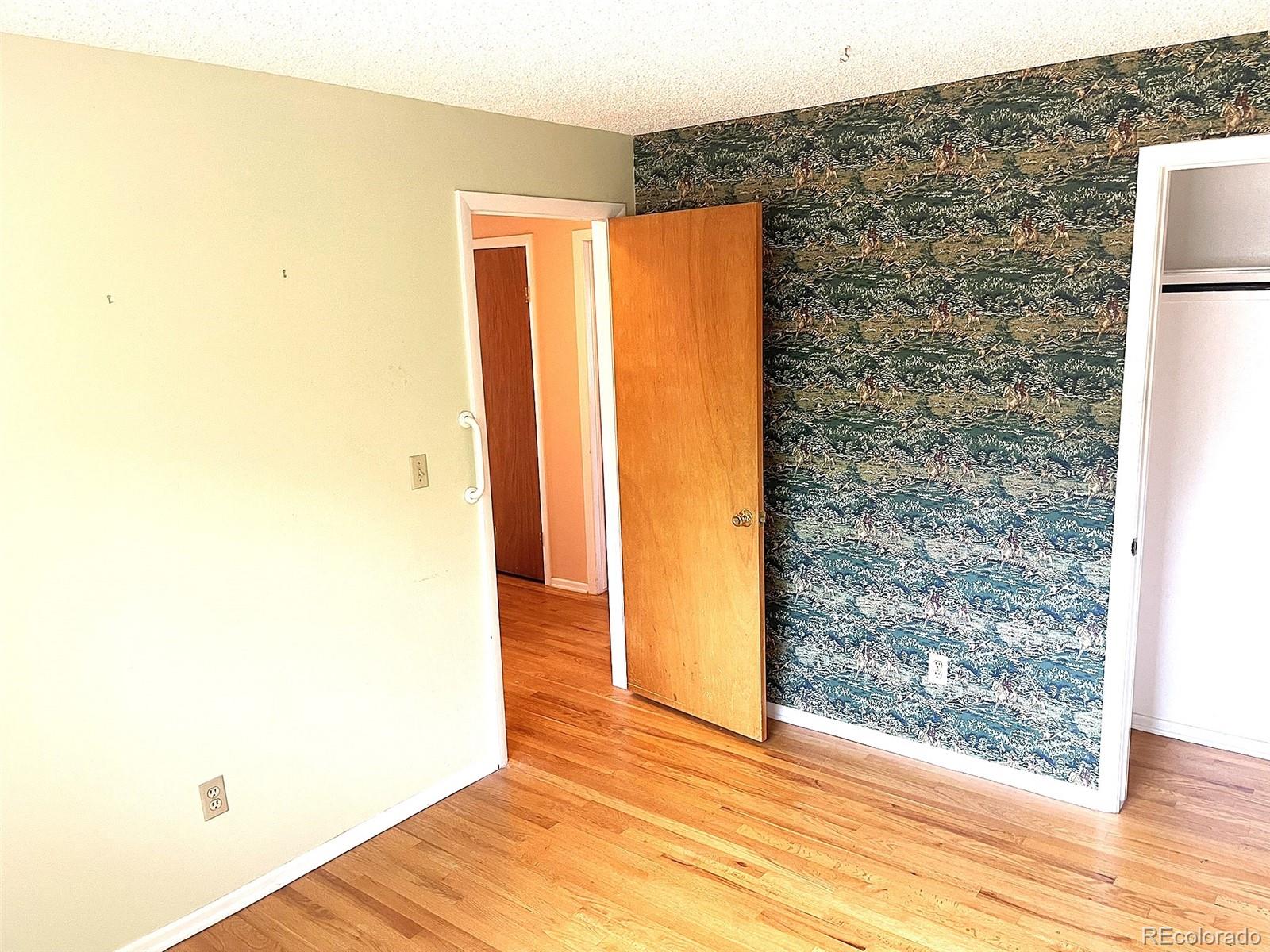MLS Image #9 for 1280  dearborn street,aurora, Colorado
