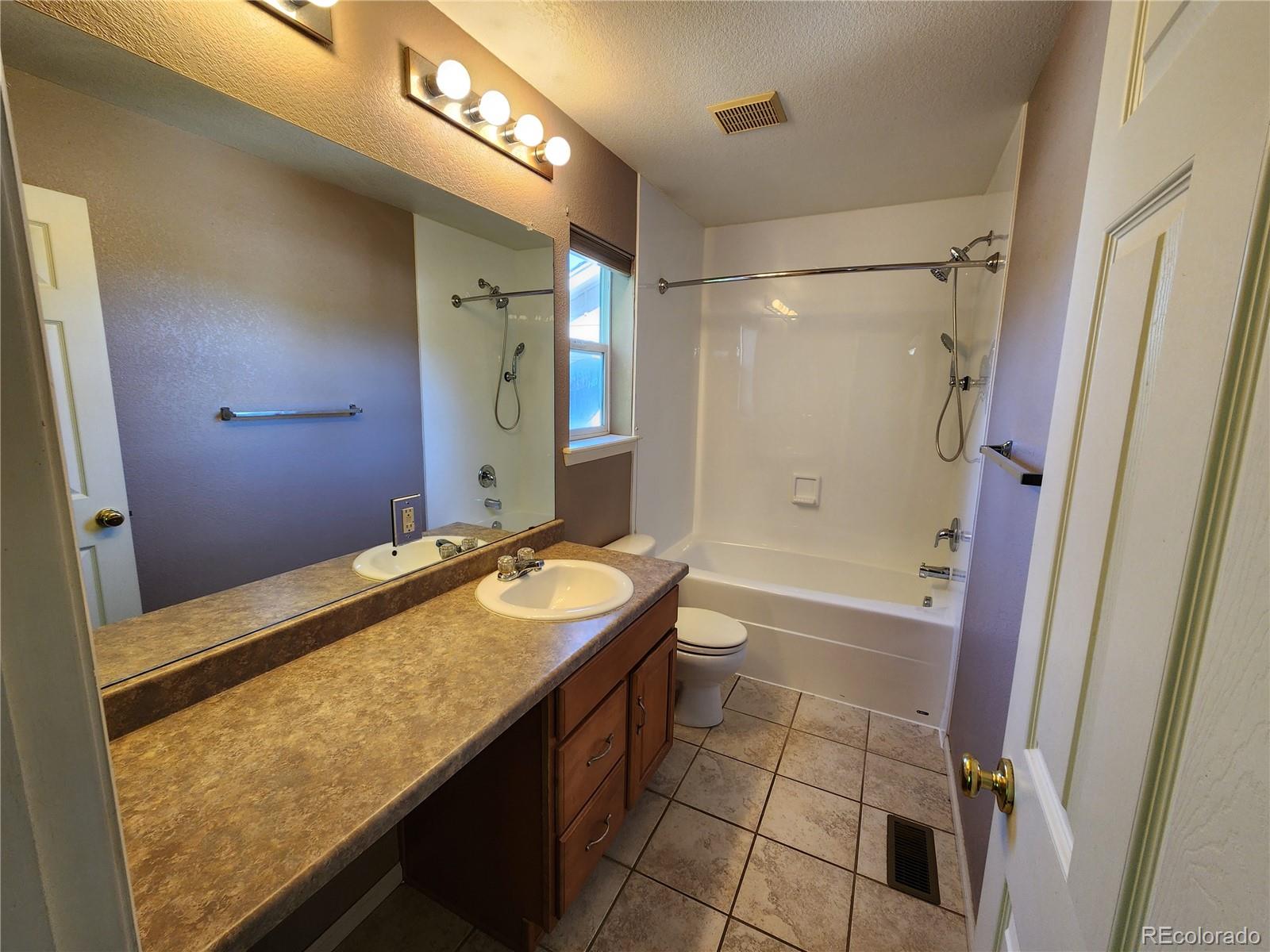 MLS Image #9 for 4339 s independence court,littleton, Colorado