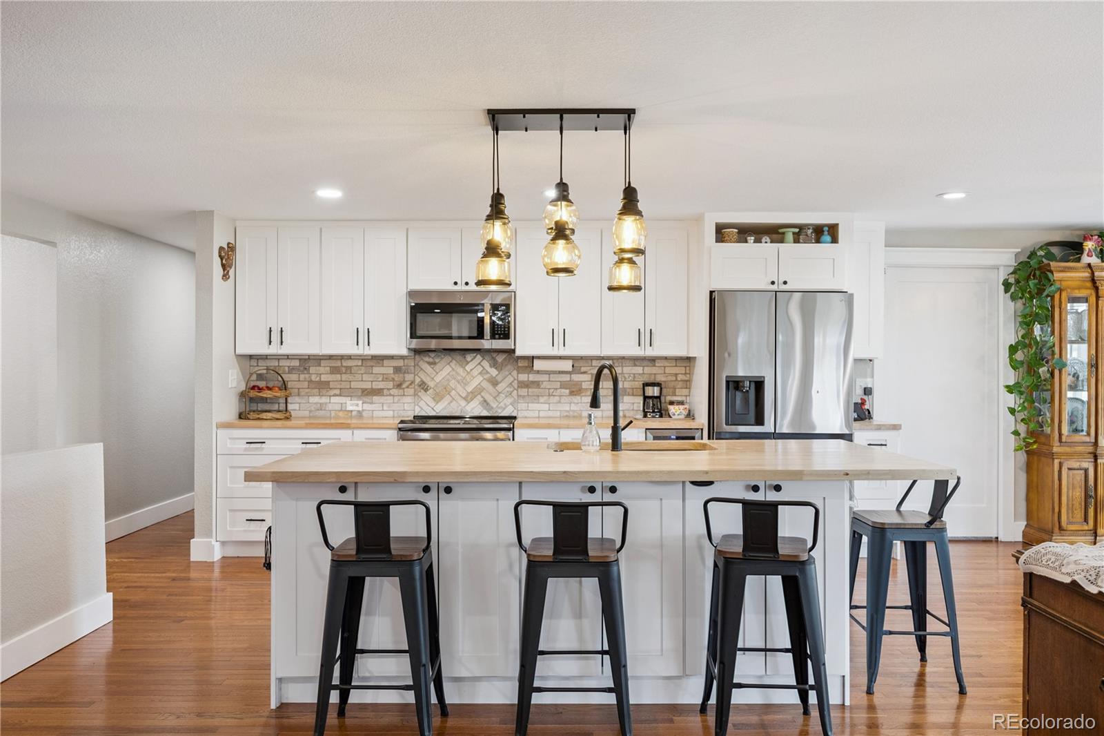 MLS Image #14 for 5321 s nelson street,littleton, Colorado