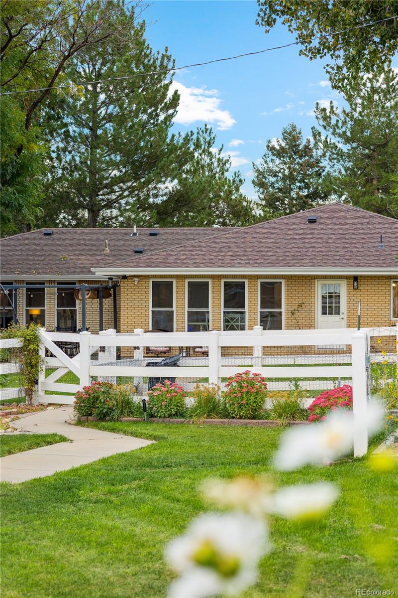MLS Image #28 for 5321 s nelson street,littleton, Colorado