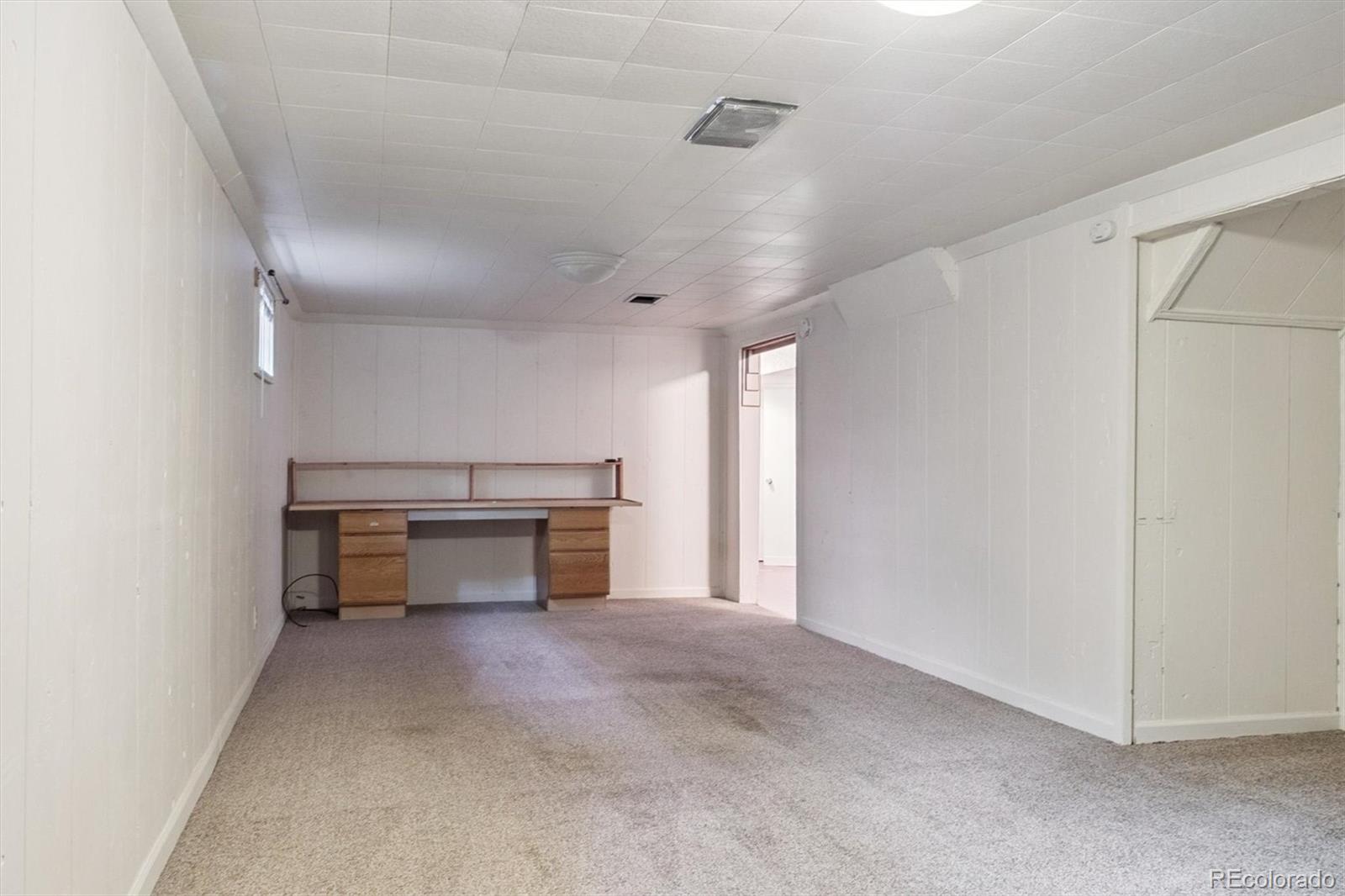 MLS Image #14 for 1515 s monaco parkway,denver, Colorado