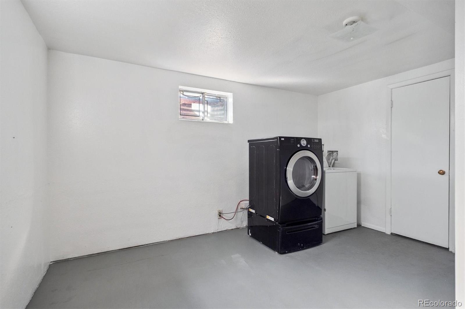 MLS Image #19 for 1515 s monaco parkway,denver, Colorado