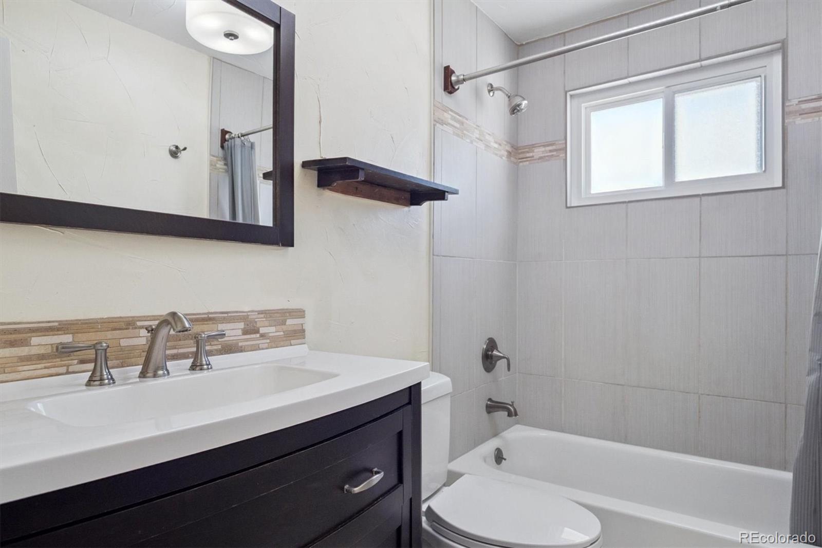 MLS Image #7 for 1515 s monaco parkway,denver, Colorado