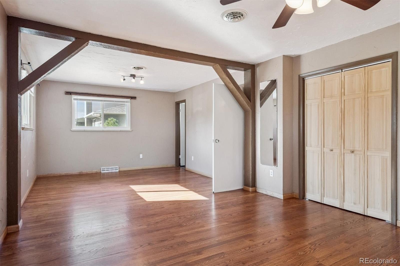 MLS Image #9 for 1515 s monaco parkway,denver, Colorado