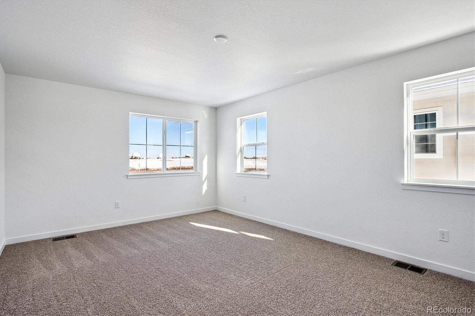 MLS Image #14 for 17543 e virginia avenue,aurora, Colorado