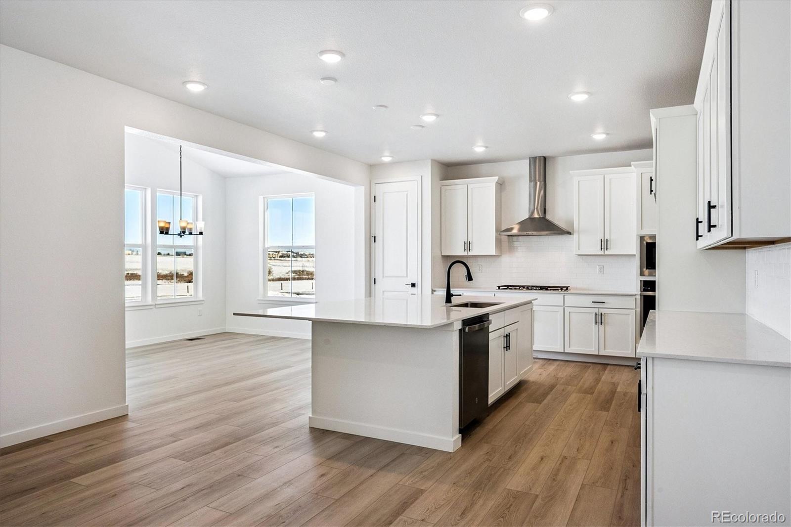 MLS Image #3 for 17543 e virginia avenue,aurora, Colorado