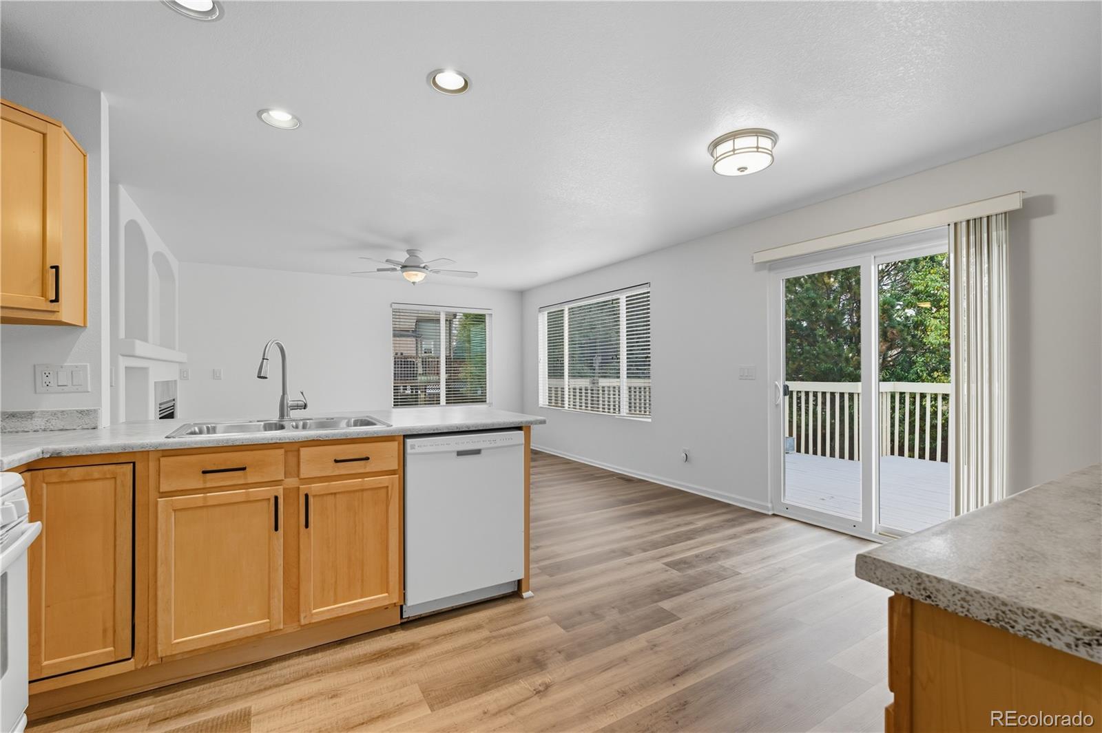 MLS Image #13 for 18336 e amherst drive,aurora, Colorado