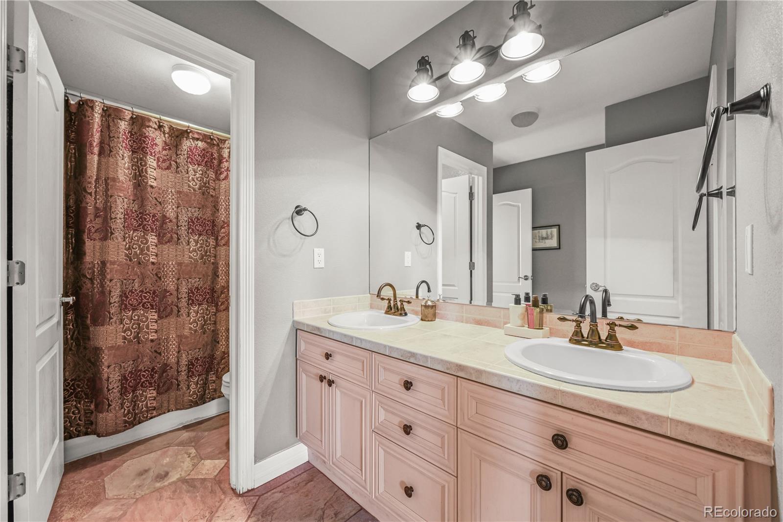 MLS Image #20 for 8518  high ridge ,castle pines, Colorado