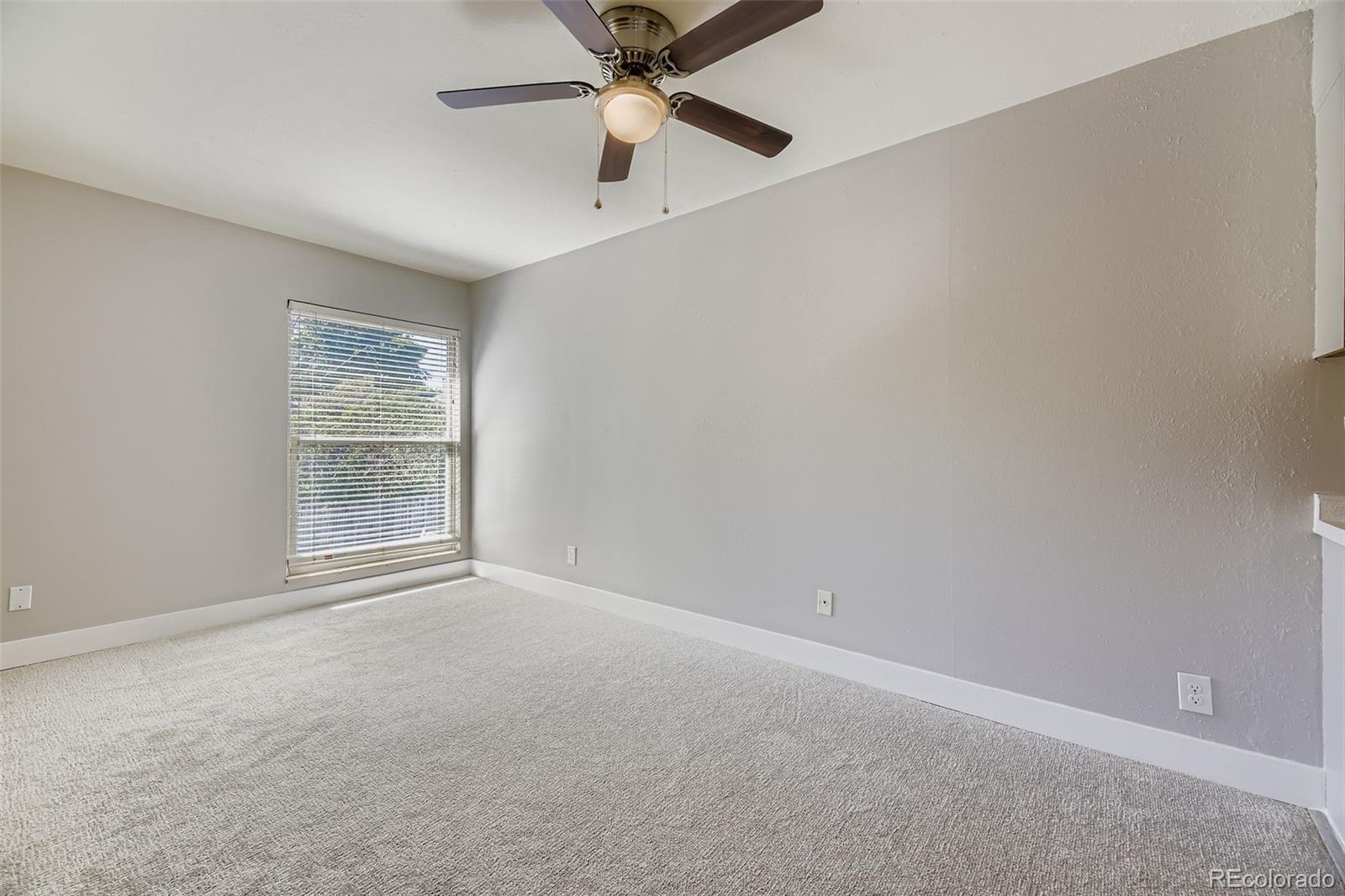 MLS Image #13 for 3663 s sheridan boulevard j12,denver, Colorado