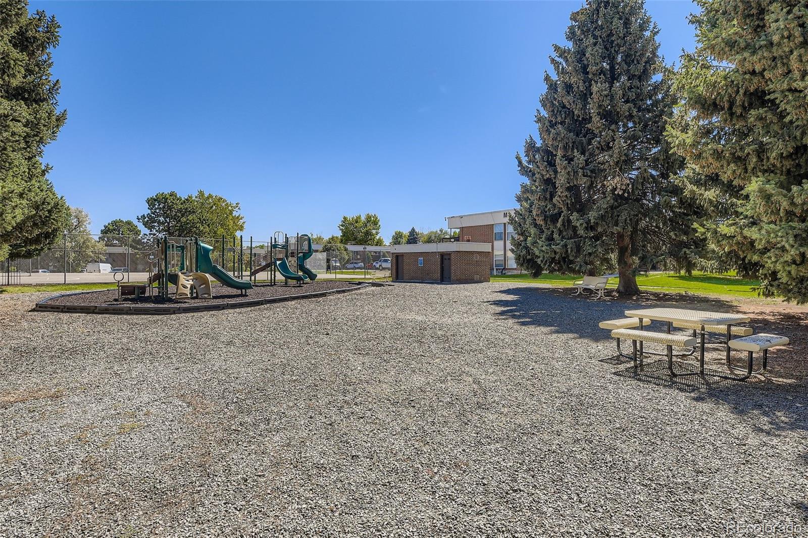 MLS Image #29 for 3663 s sheridan boulevard j12,denver, Colorado