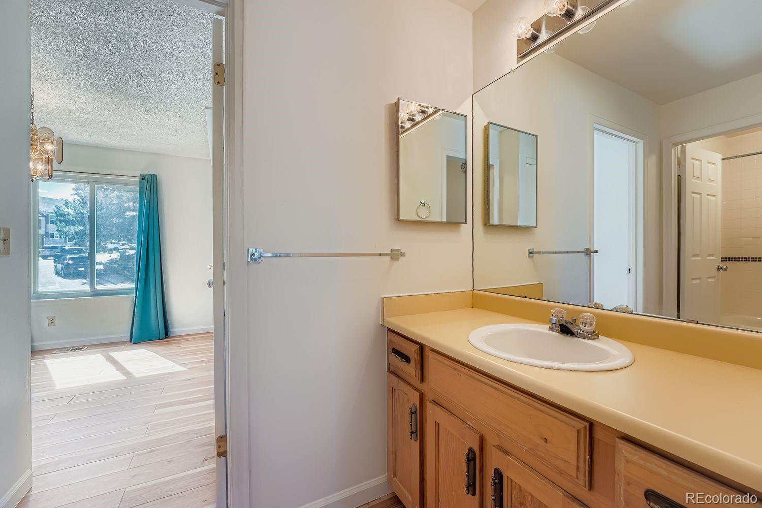 MLS Image #16 for 19660 e loyola circle ,aurora, Colorado