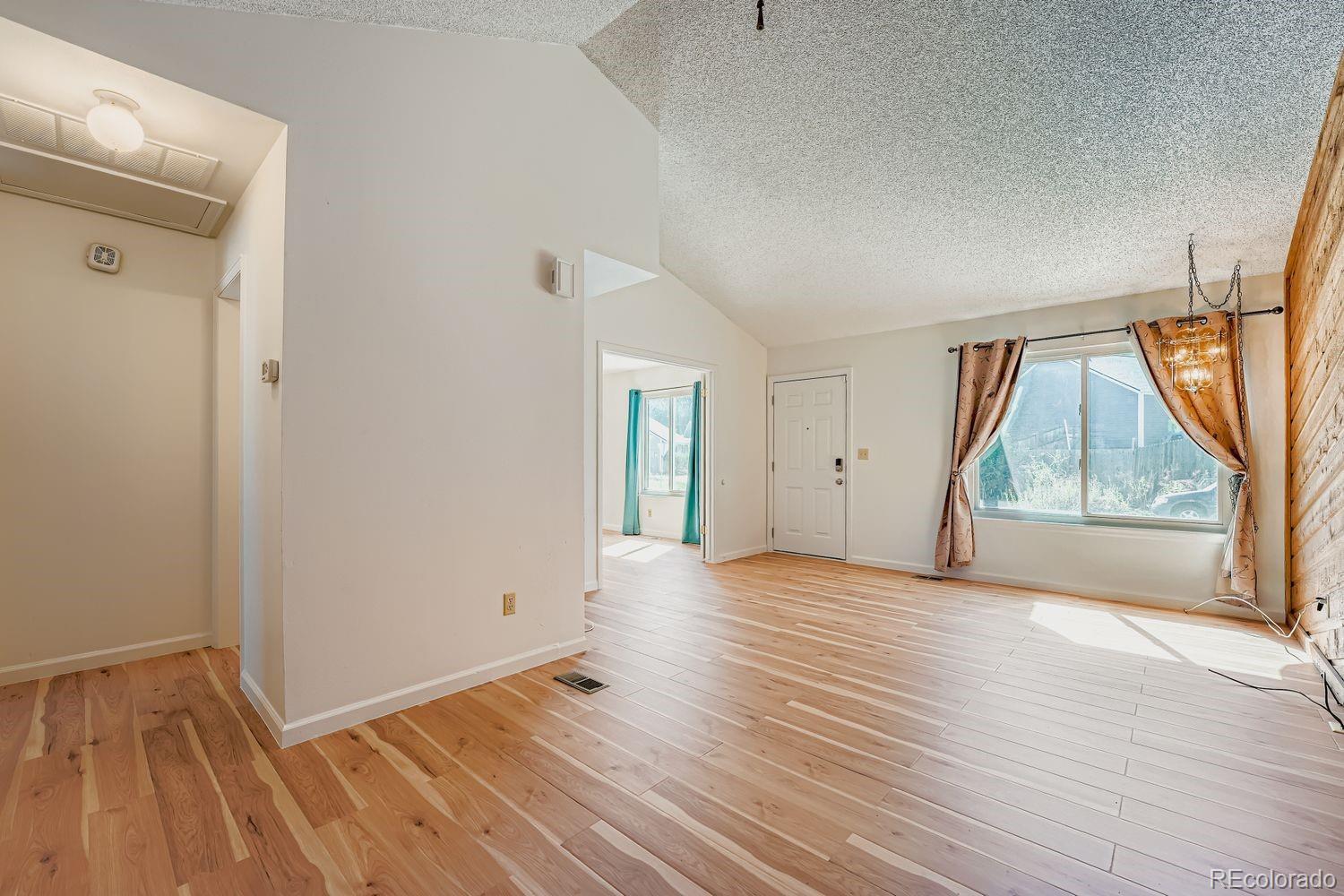MLS Image #4 for 19660 e loyola circle ,aurora, Colorado