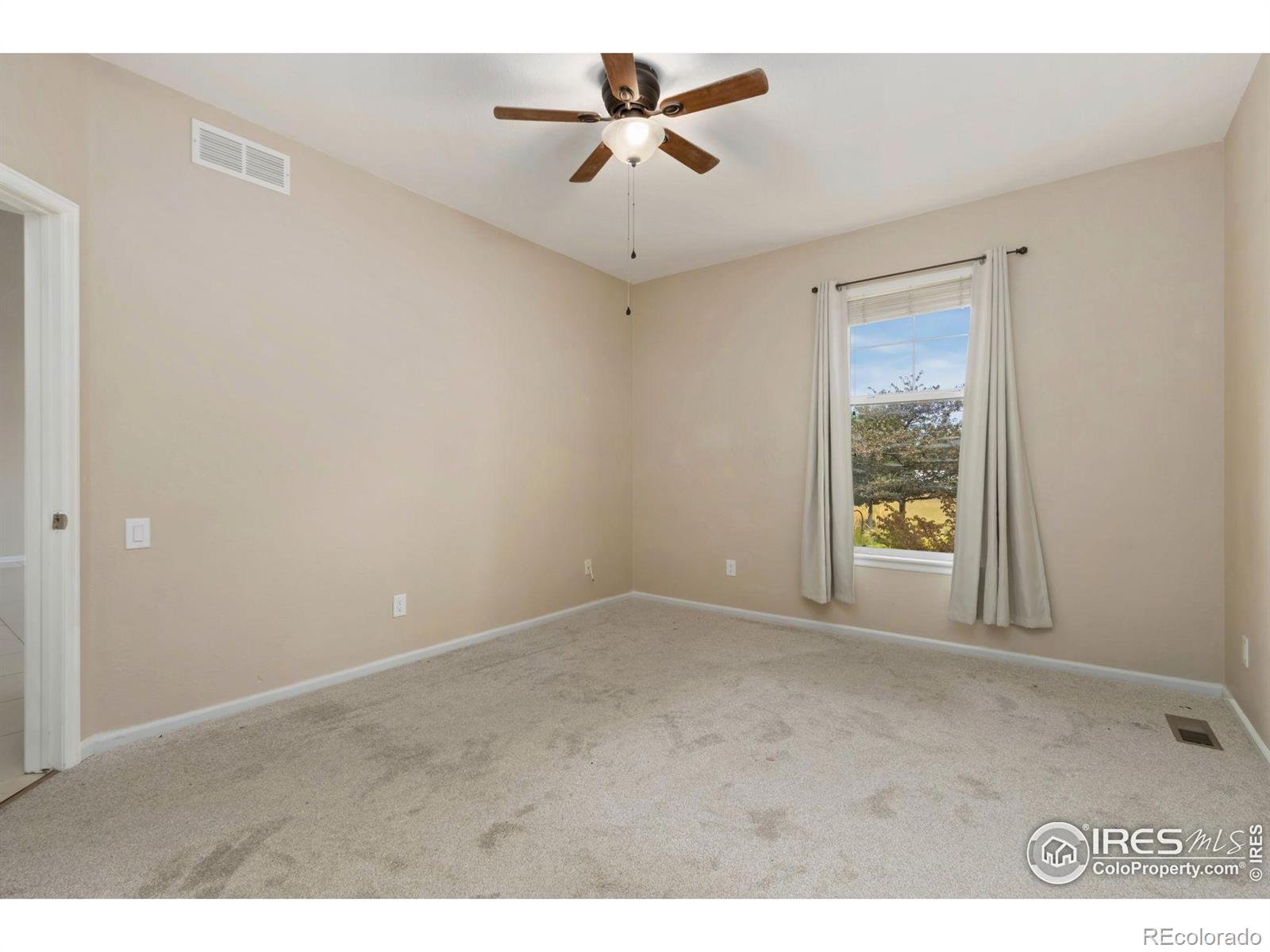 MLS Image #19 for 2920  champion circle,loveland, Colorado