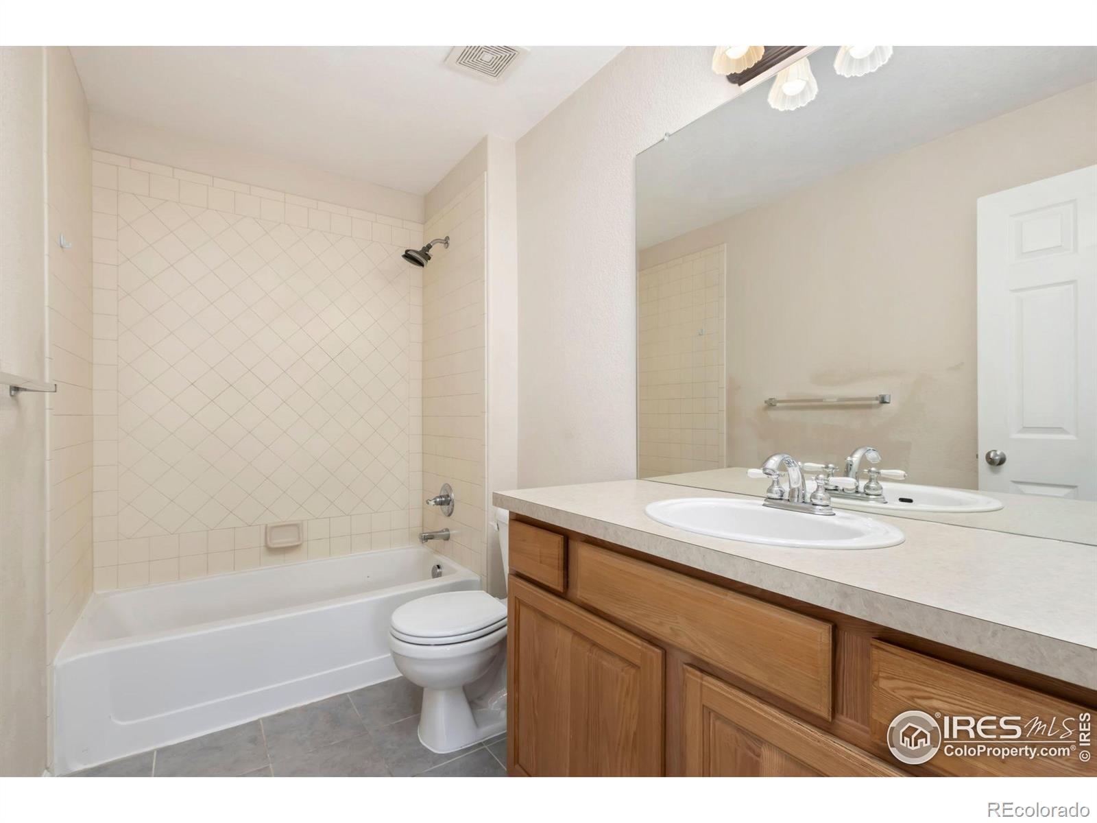 MLS Image #23 for 2920  champion circle,loveland, Colorado