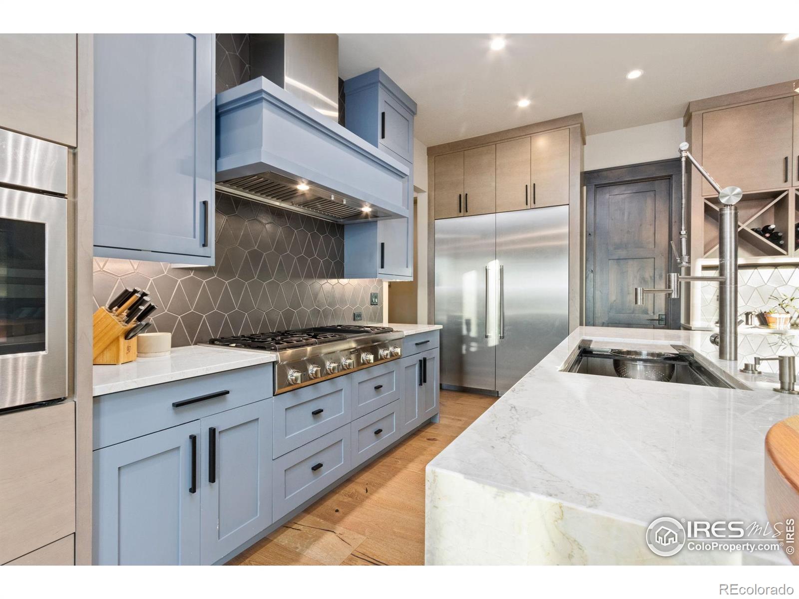 MLS Image #12 for 3947  taliesin way,fort collins, Colorado
