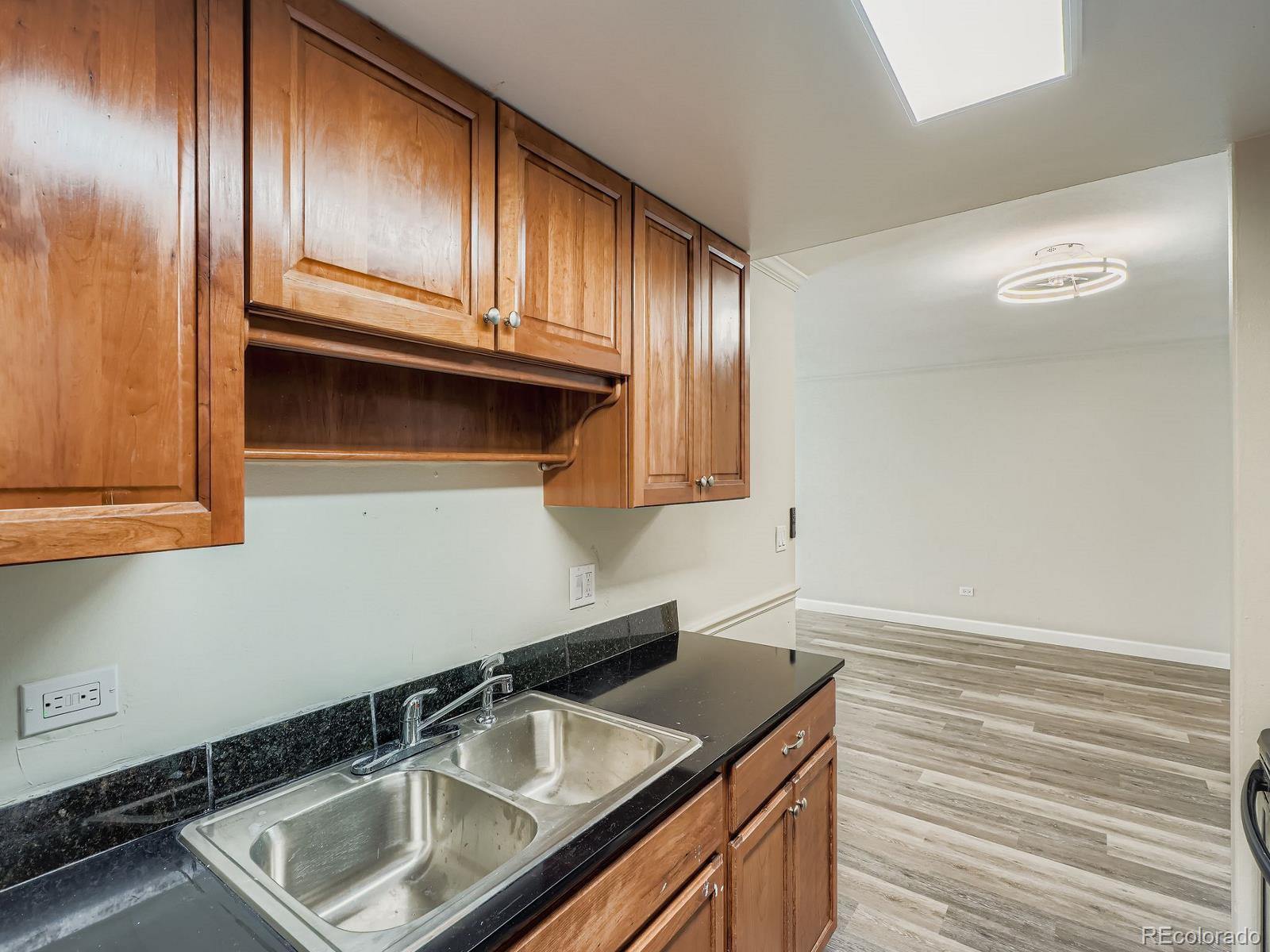 MLS Image #14 for 4600 e asbury circle 104,denver, Colorado