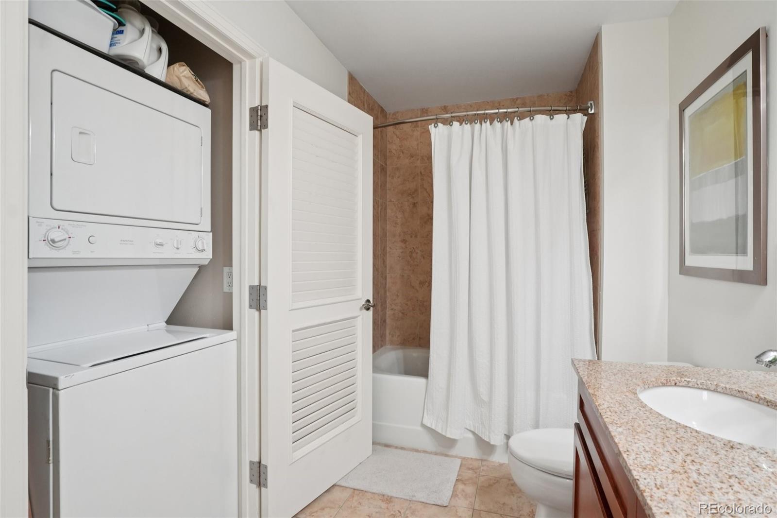 MLS Image #29 for 1975 n grant street 515,denver, Colorado