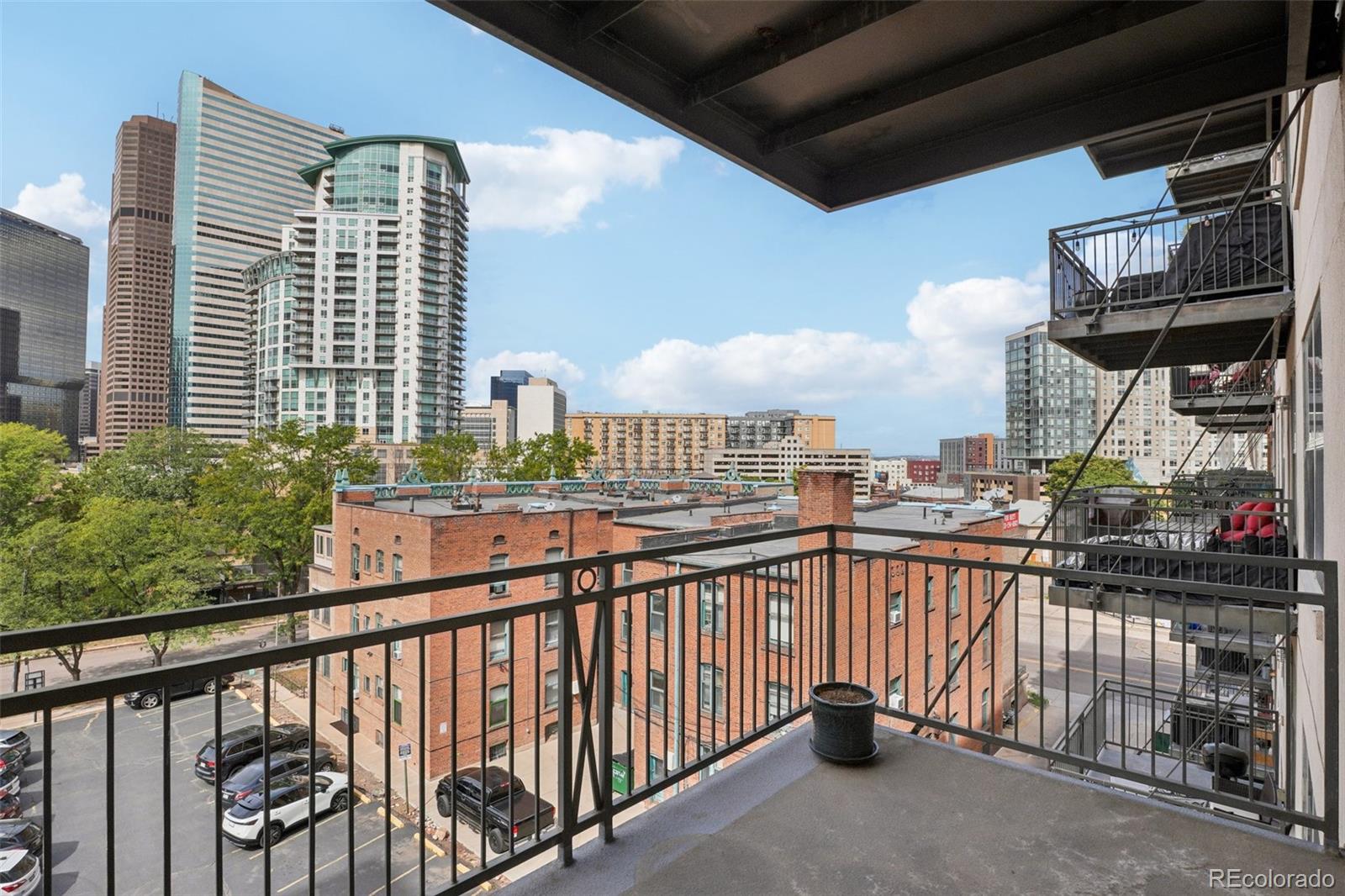 MLS Image #36 for 1975 n grant street 515,denver, Colorado