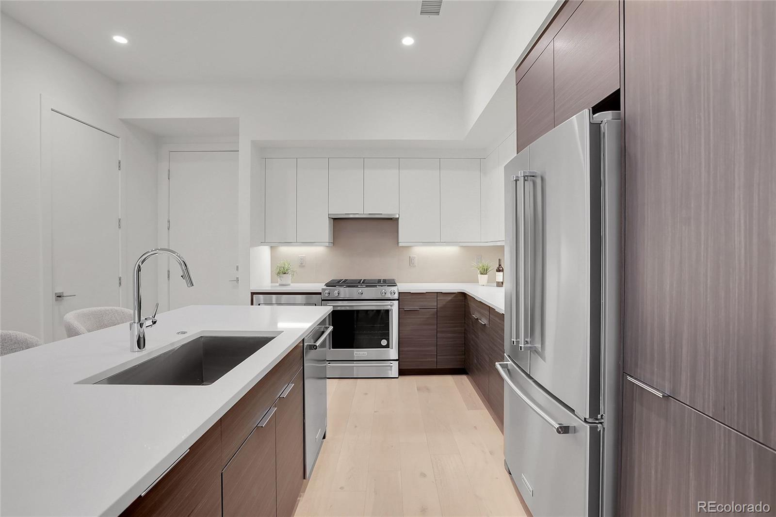 MLS Image #10 for 1815 n williams street ,denver, Colorado