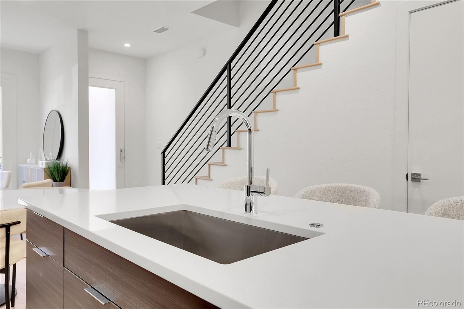 MLS Image #11 for 1815 n williams street ,denver, Colorado
