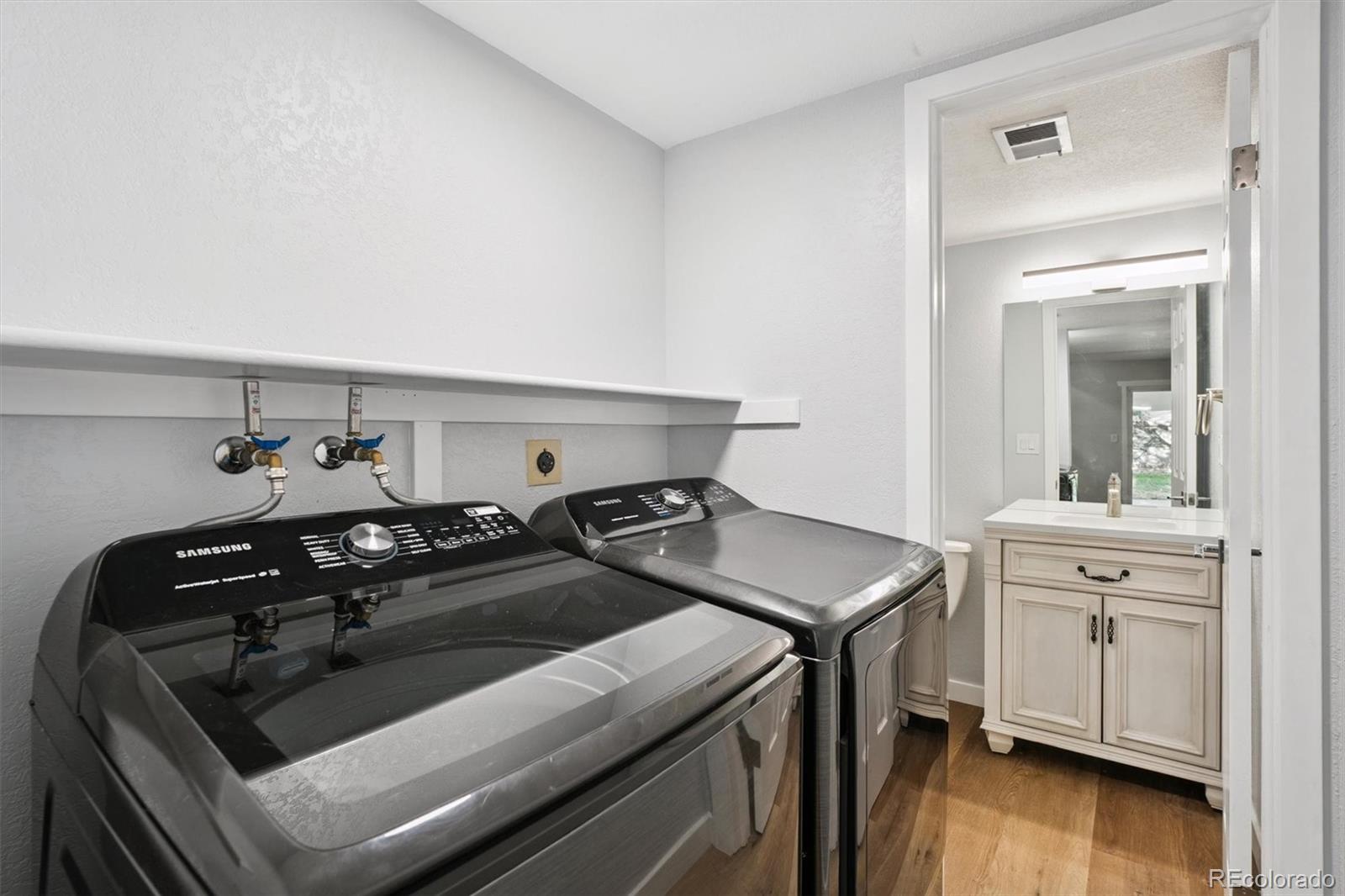 MLS Image #13 for 7406 s washington street,centennial, Colorado