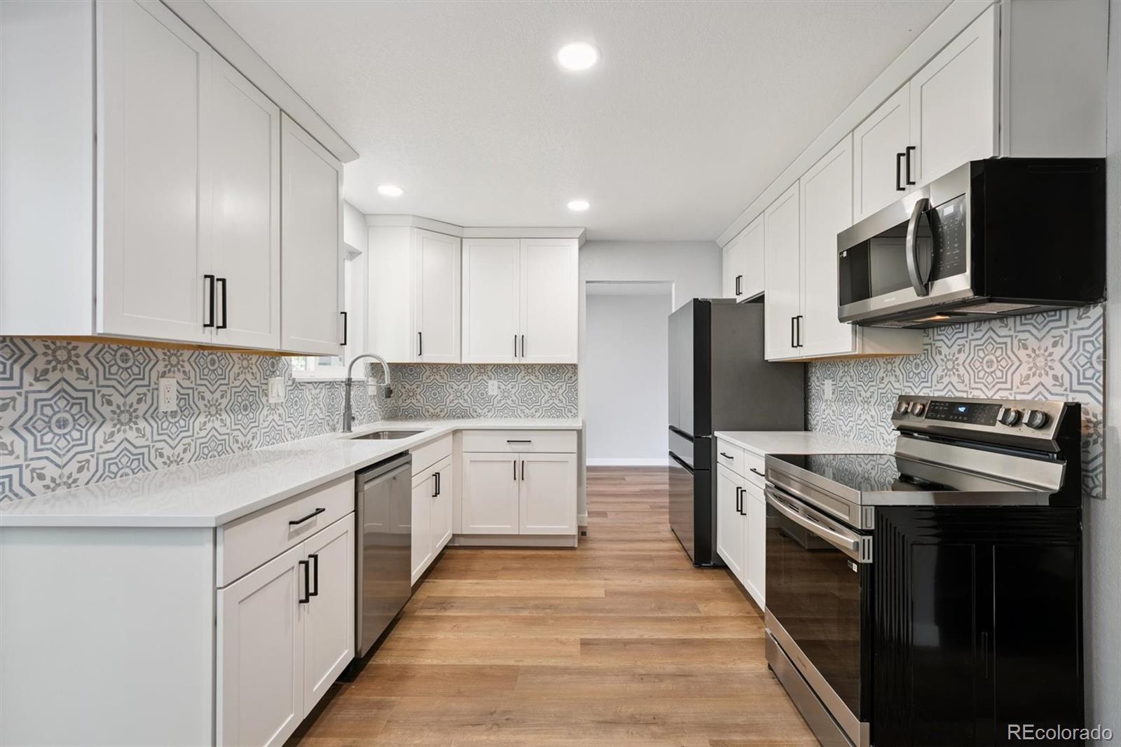 MLS Image #9 for 7406 s washington street,centennial, Colorado