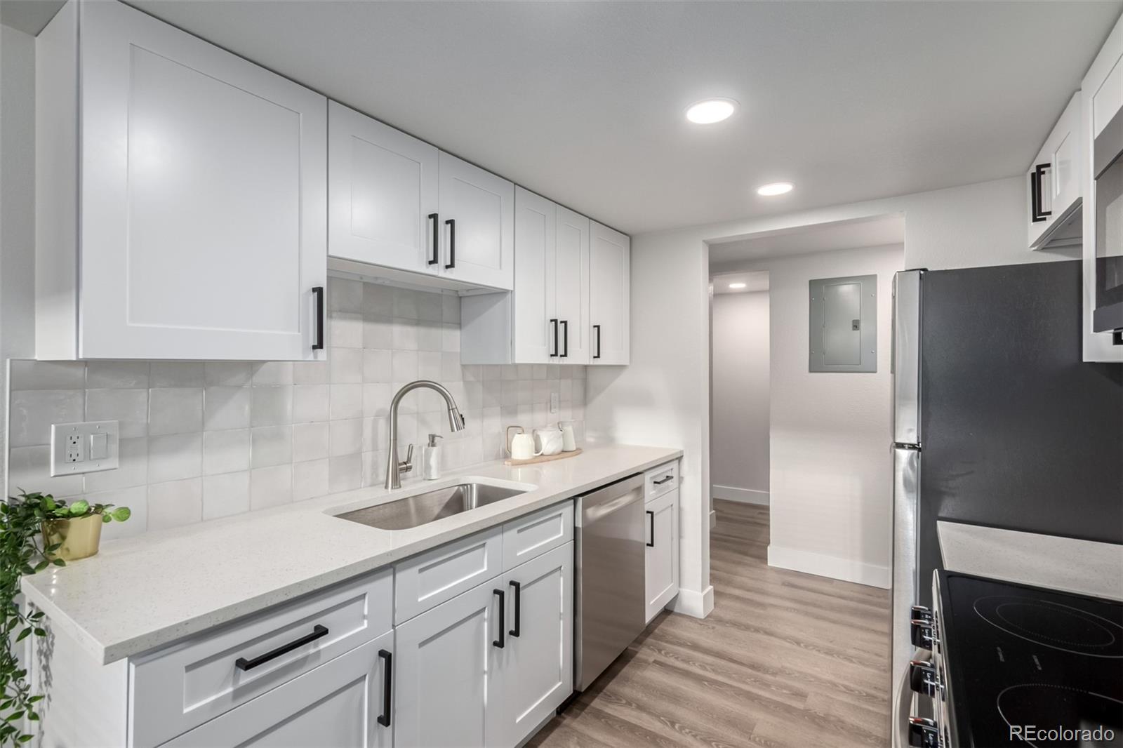 MLS Image #6 for 540 s forest street 1-104,denver, Colorado