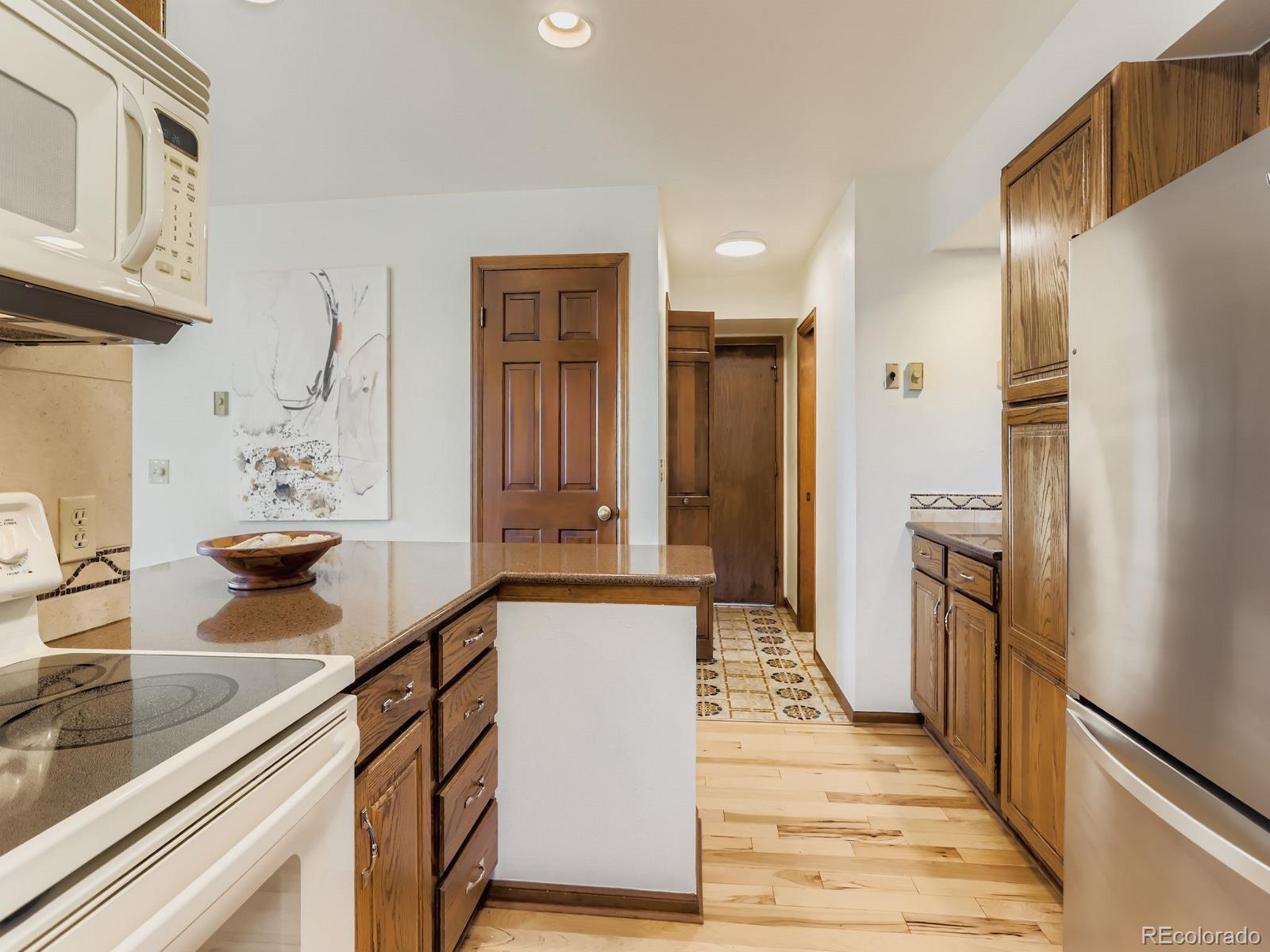 MLS Image #10 for 677  sky trail road,boulder, Colorado