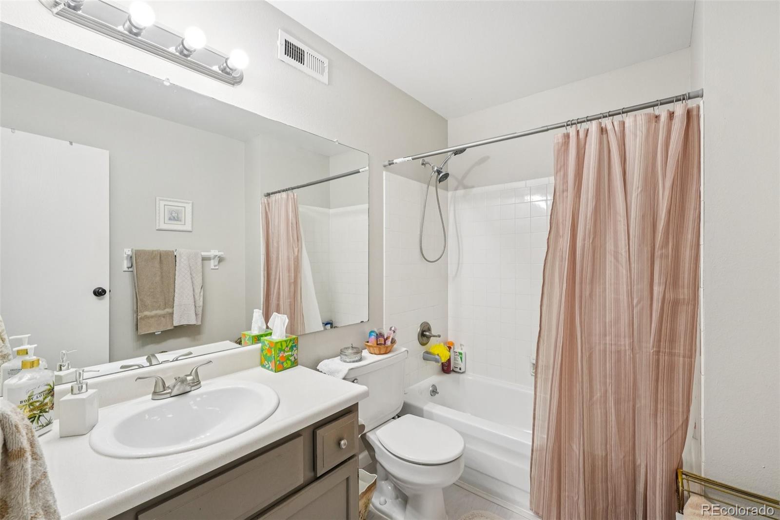 MLS Image #17 for 331  wright street 304,lakewood, Colorado