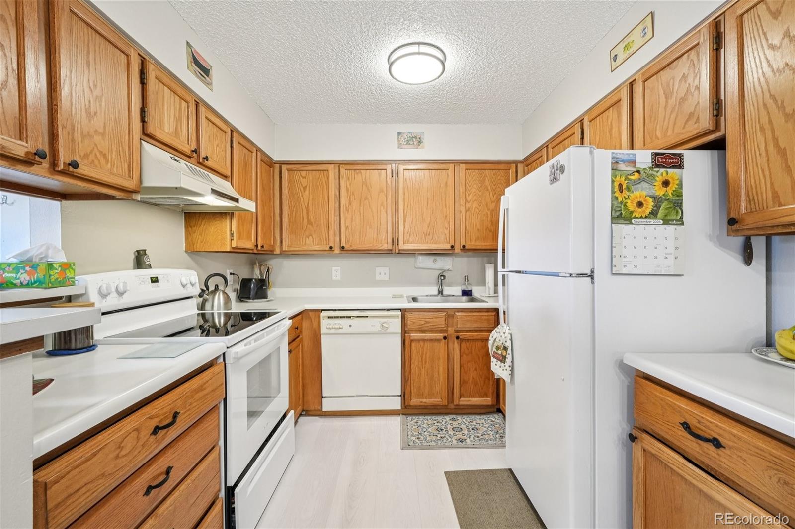 MLS Image #9 for 331  wright street 304,lakewood, Colorado