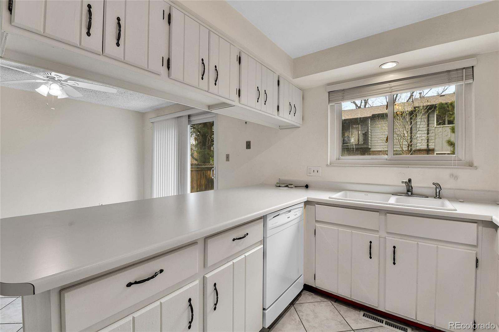 MLS Image #14 for 3061 w 92nd avenue 8b,westminster, Colorado
