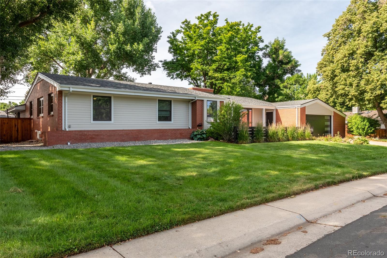 MLS Image #1 for 2550 e eldorado place,denver, Colorado