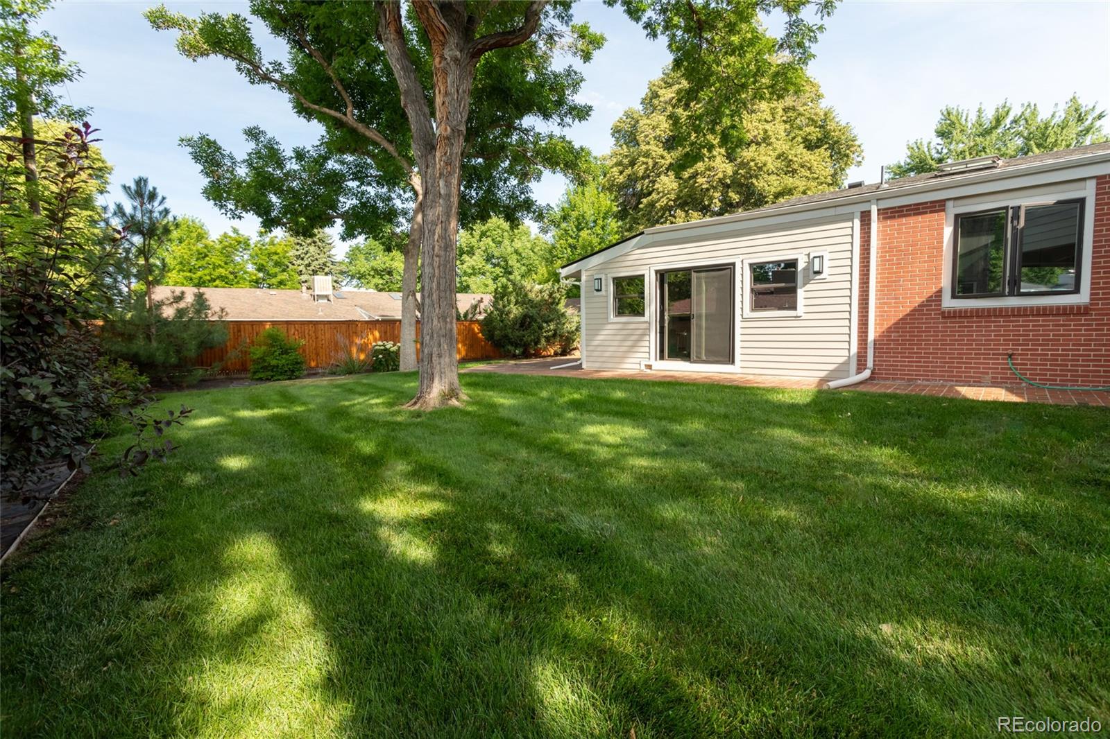 MLS Image #38 for 2550 e eldorado place,denver, Colorado