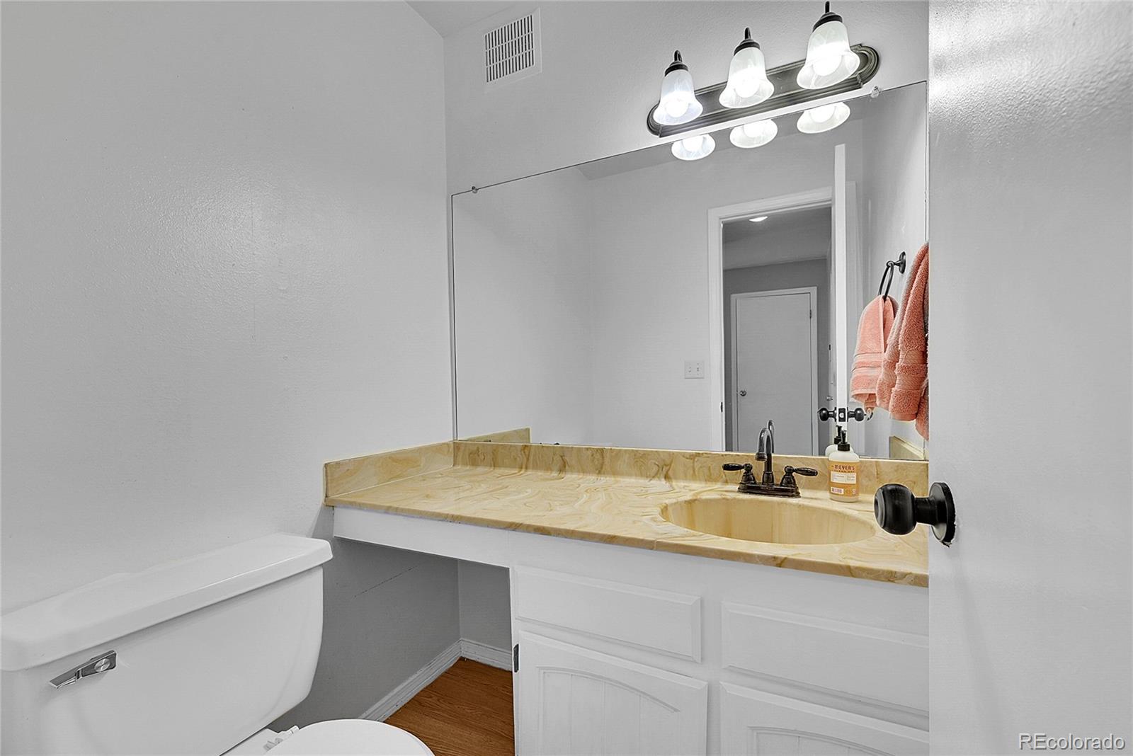 MLS Image #18 for 5255 s waco street,centennial, Colorado