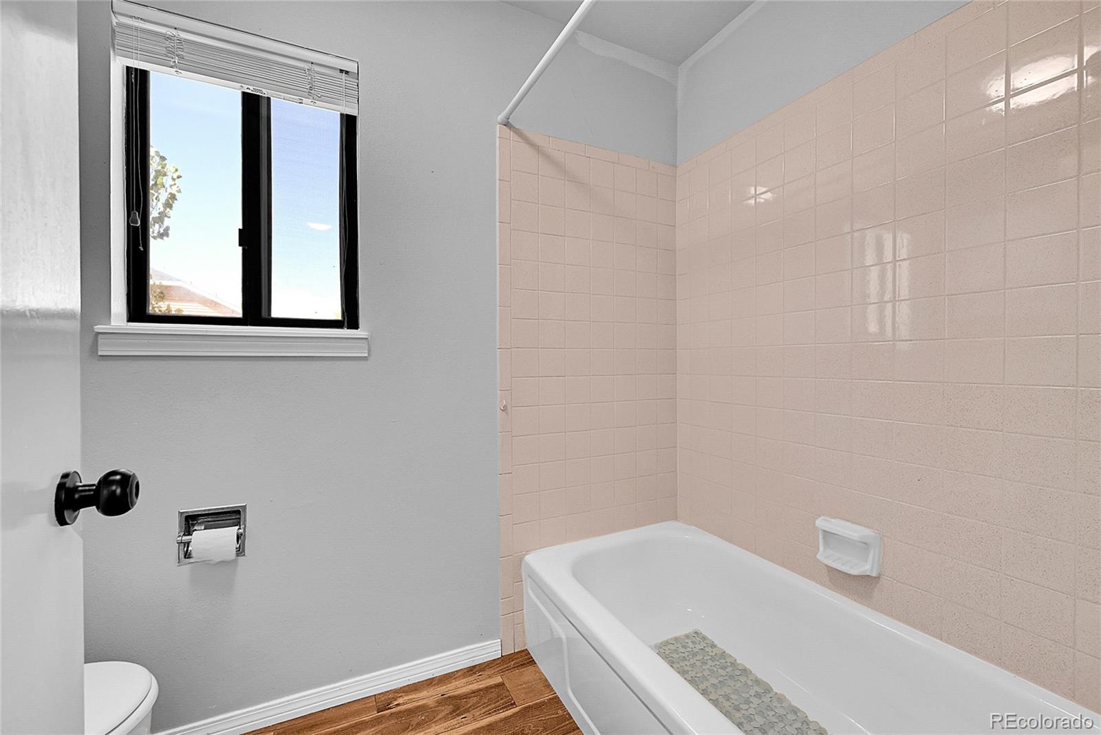 MLS Image #31 for 5255 s waco street,centennial, Colorado