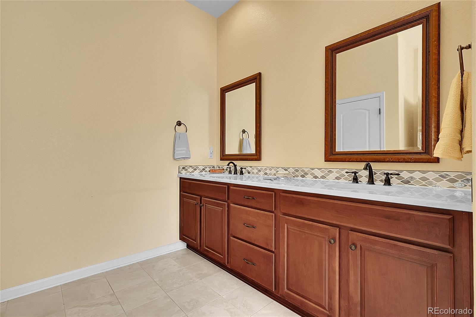 MLS Image #20 for 22680 e eads circle,aurora, Colorado