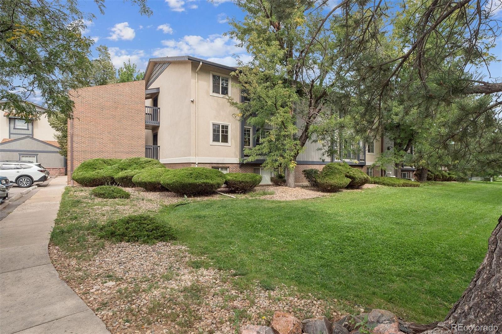 MLS Image #2 for 860 w moorhead circle,boulder, Colorado