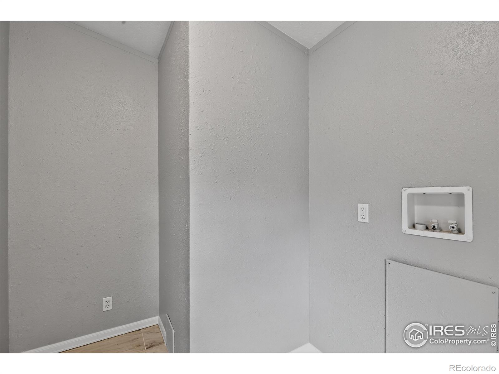 MLS Image #6 for 381 w 5th street,rifle, Colorado