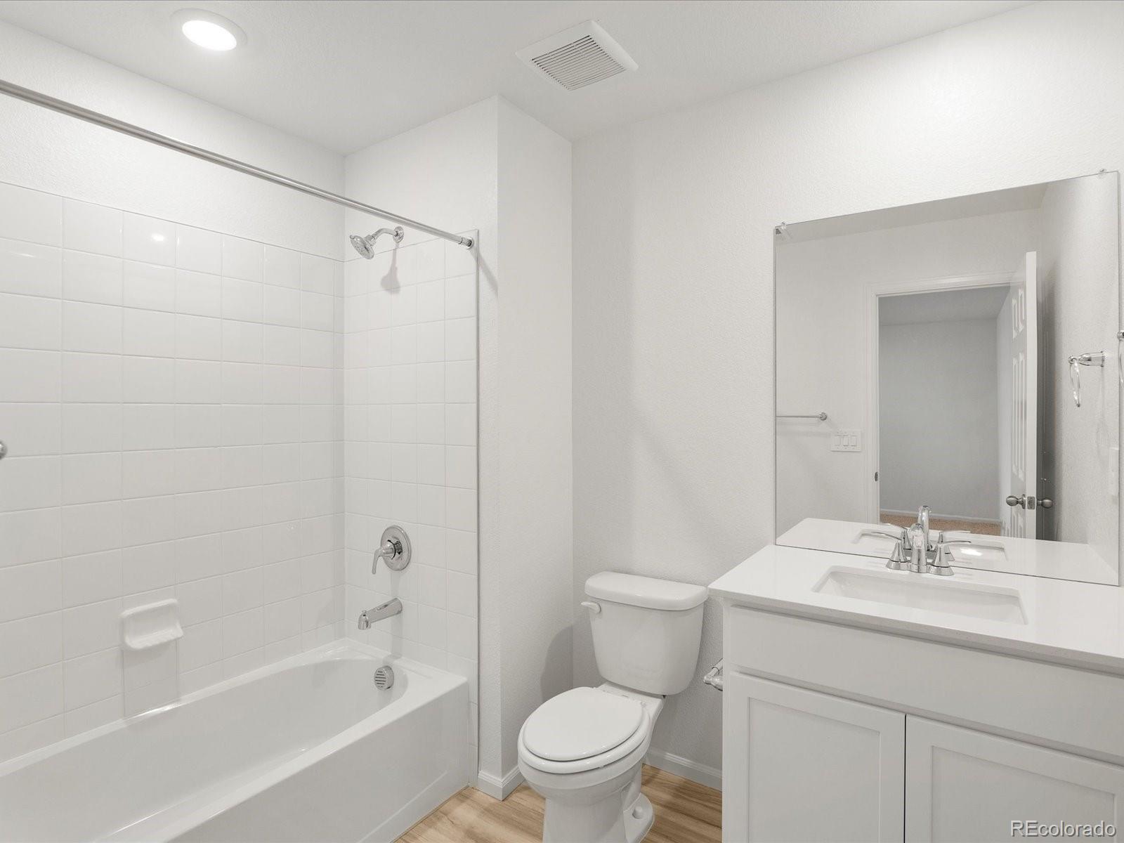 MLS Image #3 for 21117 e 65th avenue,aurora, Colorado