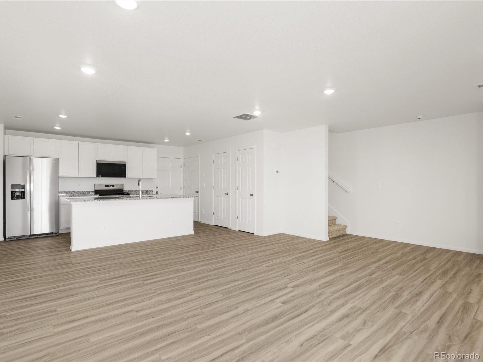 MLS Image #6 for 21117 e 65th avenue,aurora, Colorado