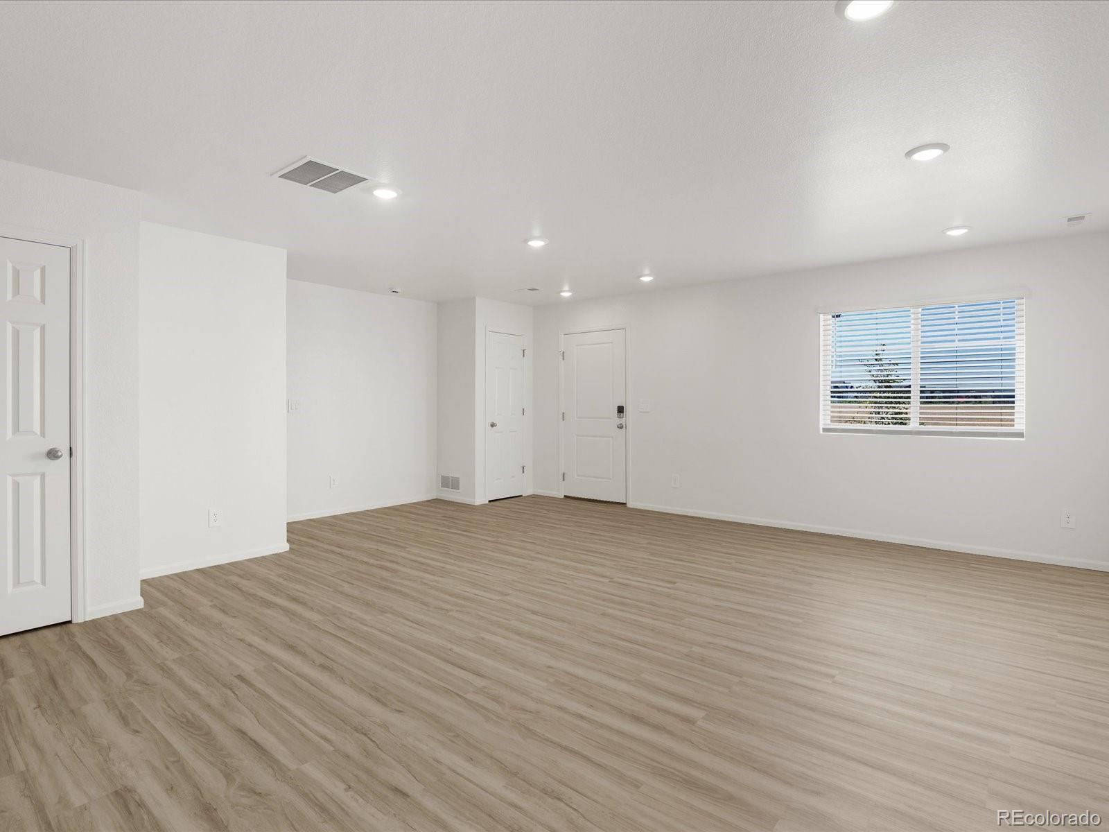MLS Image #7 for 21117 e 65th avenue,aurora, Colorado