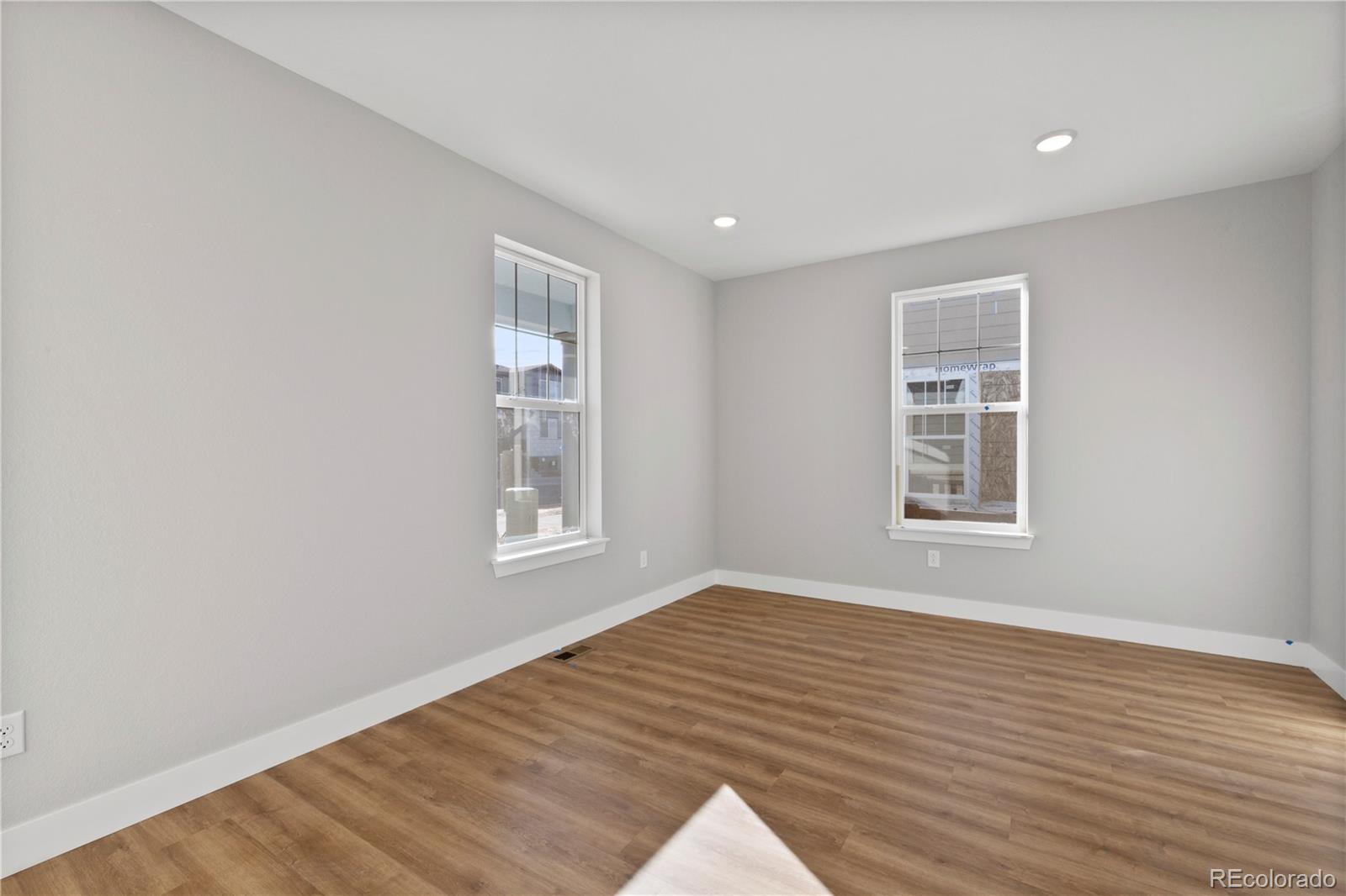 MLS Image #14 for 24197 e 53rd drive,aurora, Colorado