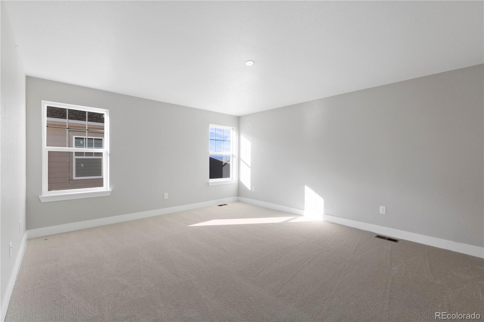 MLS Image #15 for 24197 e 53rd drive,aurora, Colorado