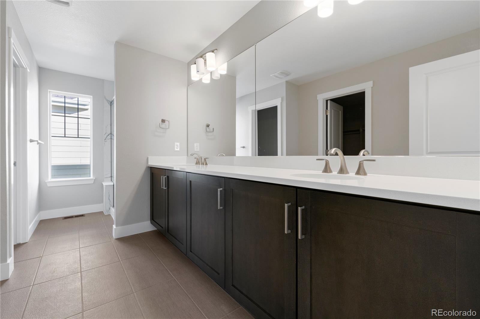 MLS Image #17 for 24197 e 53rd drive,aurora, Colorado