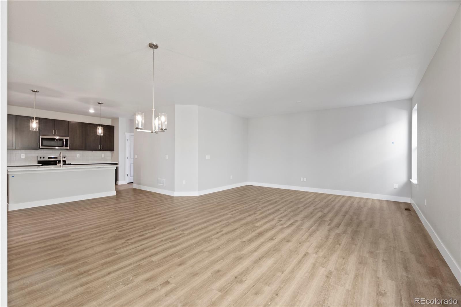 MLS Image #9 for 24197 e 53rd drive,aurora, Colorado