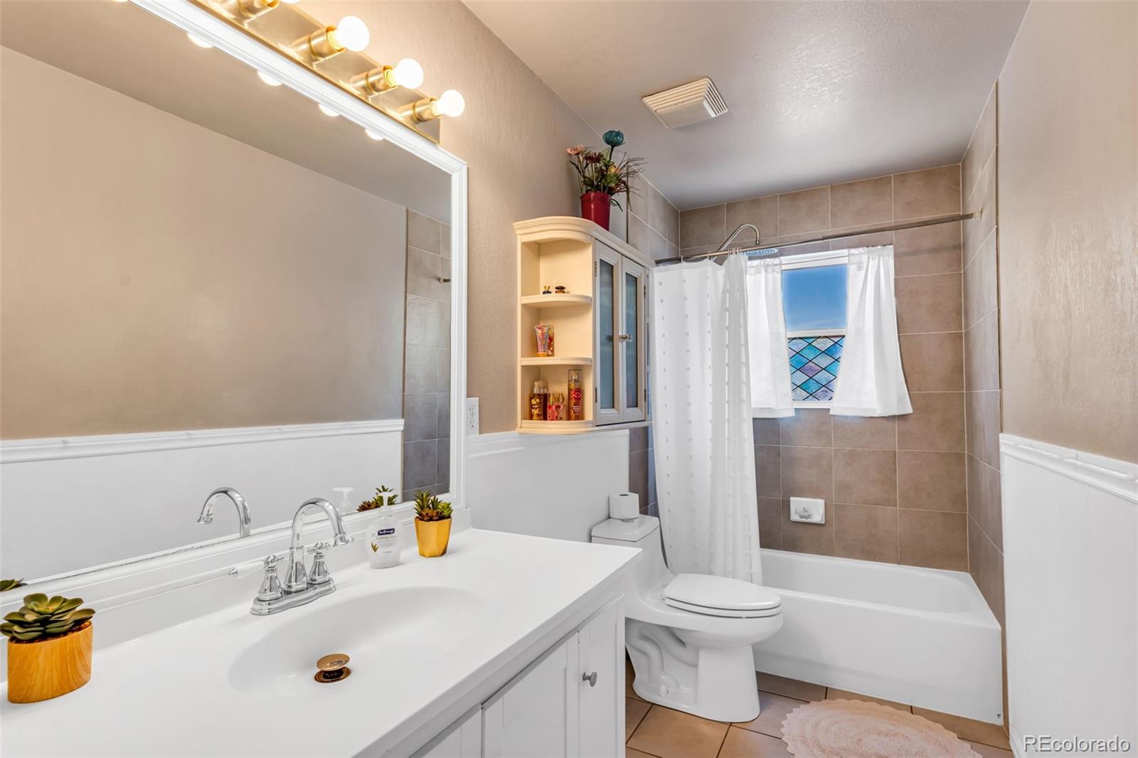 MLS Image #19 for 886 s camino de bravo ,pueblo, Colorado