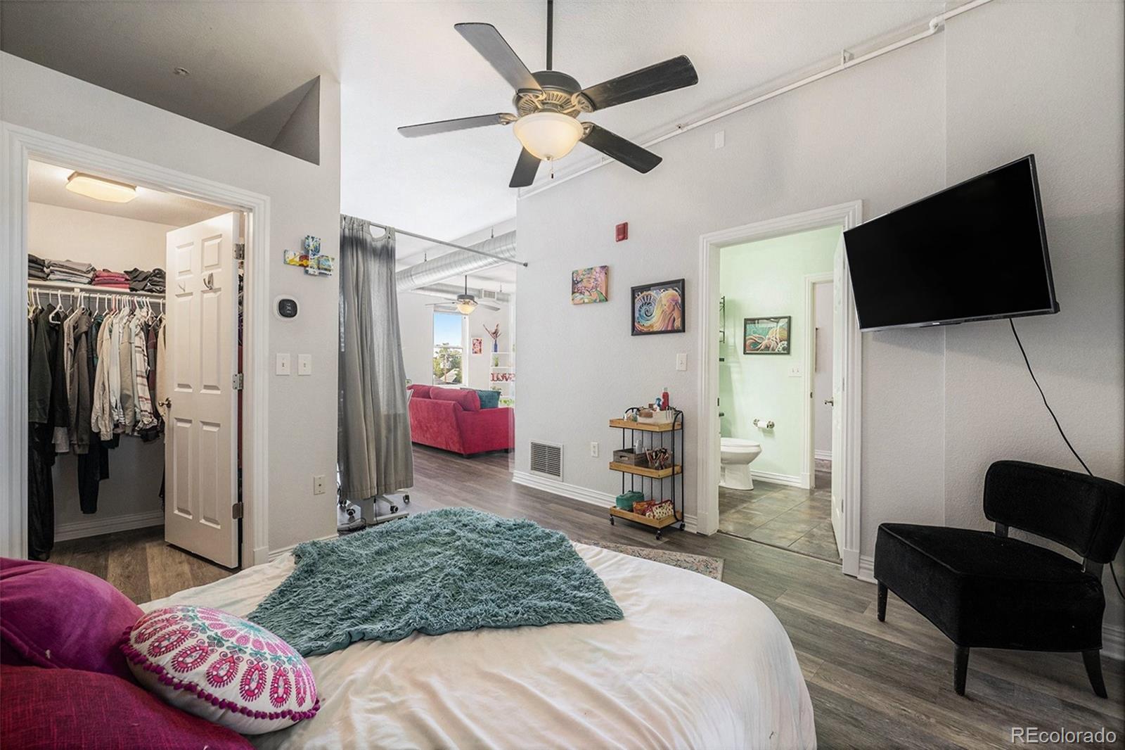 MLS Image #20 for 277 n broadway  301,denver, Colorado
