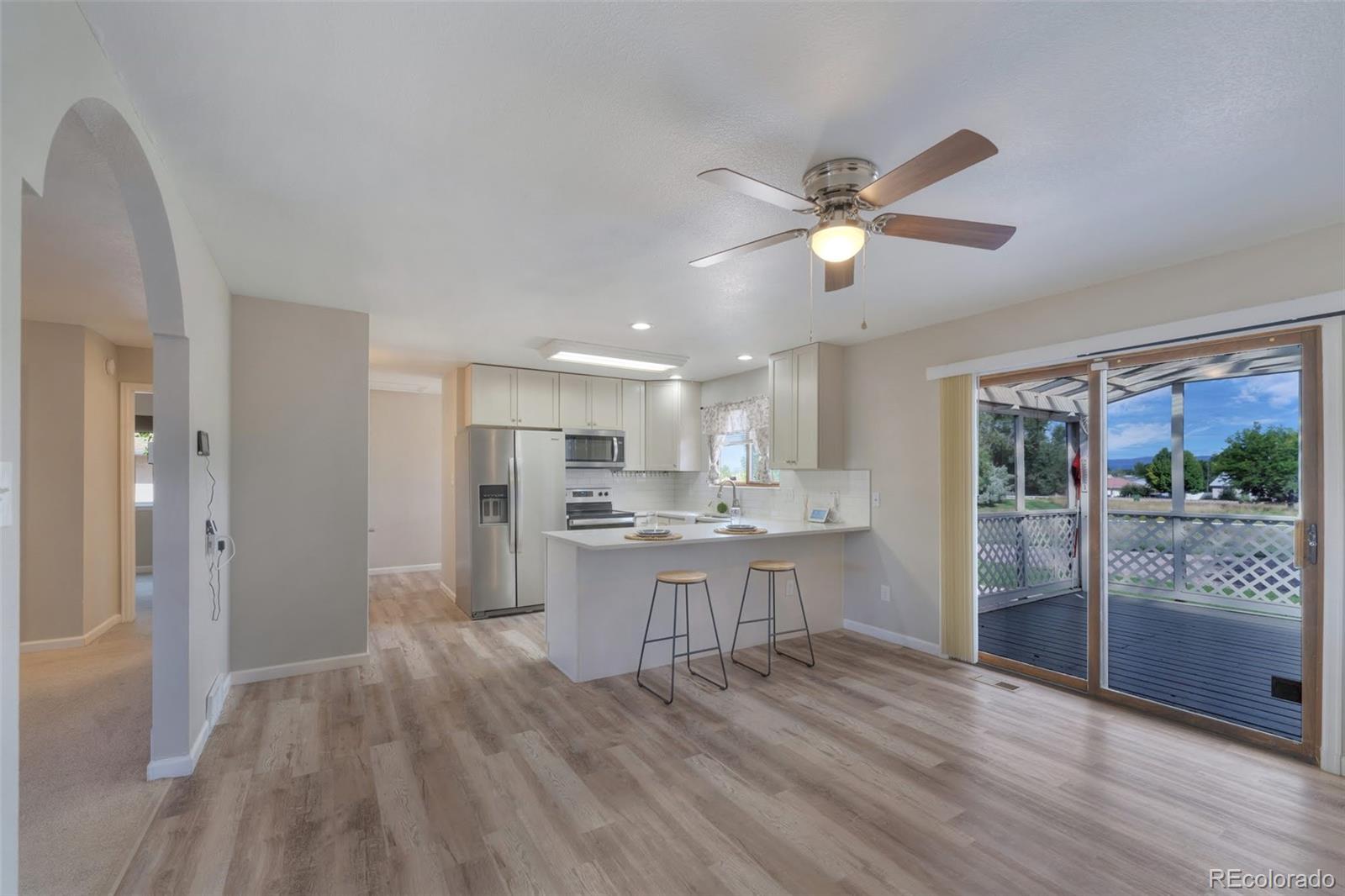 MLS Image #9 for 293 w hahns peak avenue,pueblo west, Colorado